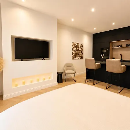Alesia - Romantique De Prestige Apartment